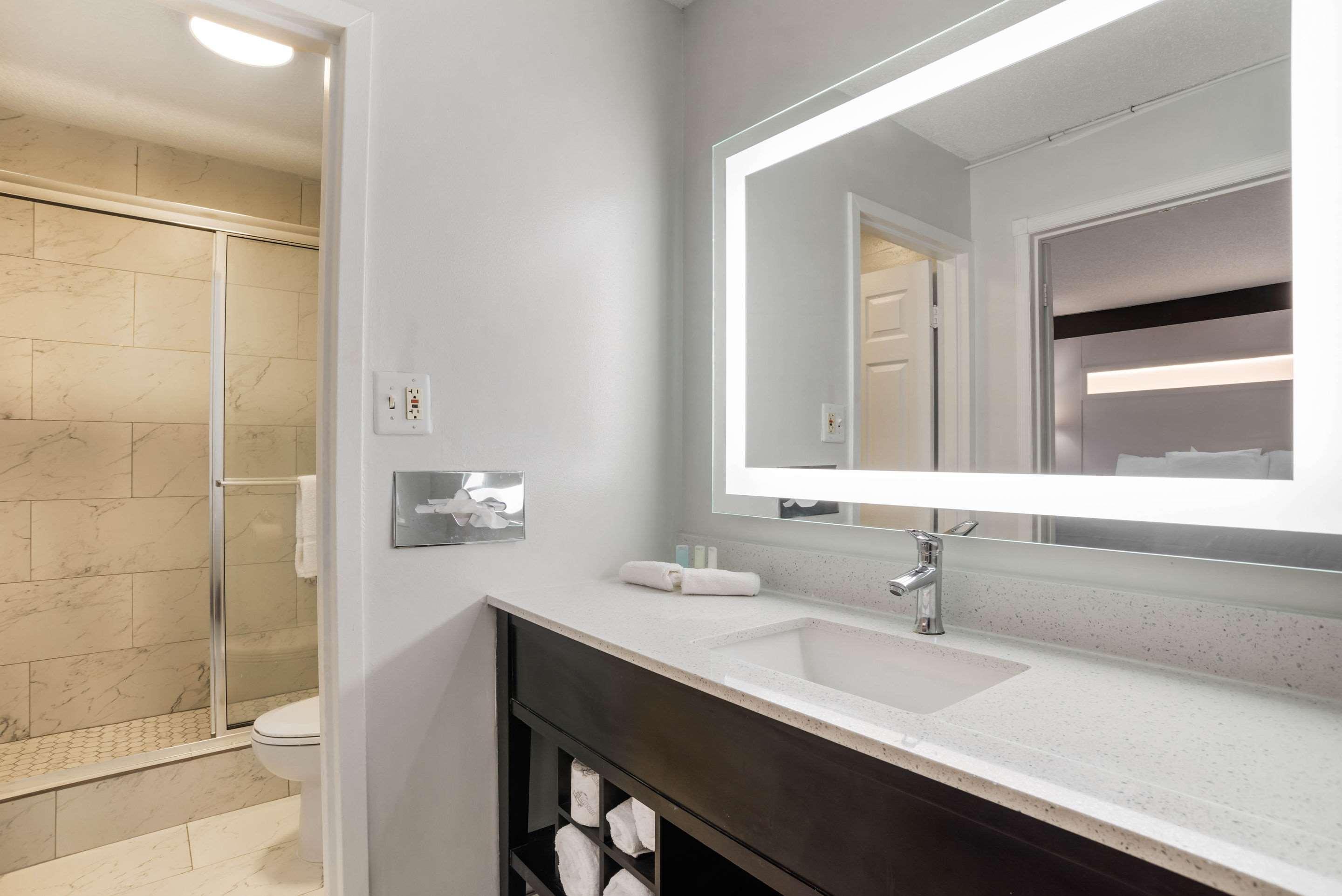 Baymont By Wyndham Montgomery Al Zewnętrze zdjęcie